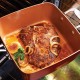 TIGAIE MULTIFUNCTIONALA PATRATA CU CAPAC, MANERE DE INOX SI SITA PENTRU PRAJIT, 5 PIESE TIGAIE MULTIFUNCTIONALA PATRATA CU CAPAC, MANERE DE INOX SI SITA PENTRU PRAJIT, 5 PIESE